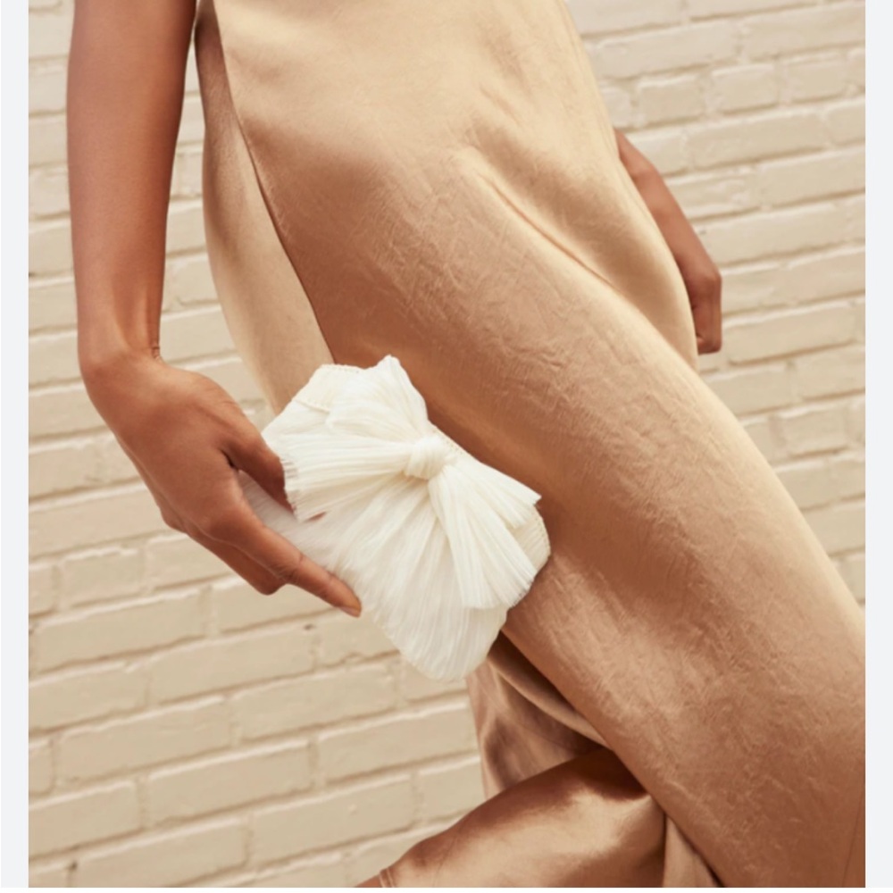 BRAND NEW loeffler Randal Rochelle mini bow clutch